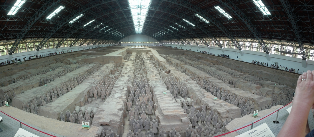 TCW02.jpg - 5 images, Size: 7584 x 3302, FOV: 141.29 x 61.52, RMS: 2.46, Lens: Standard, Projection: Spherical, Color: LDR
