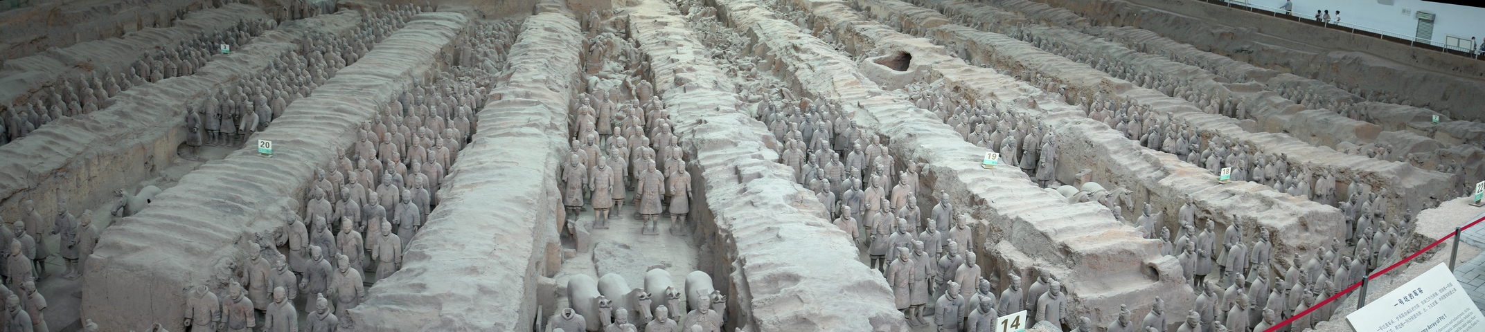 TCW06.jpg - 4 images, Size: 10798 x 2417, FOV: 115.94 x 25.96, RMS: 2.30, Lens: Standard, Projection: Spherical, Color: LDR